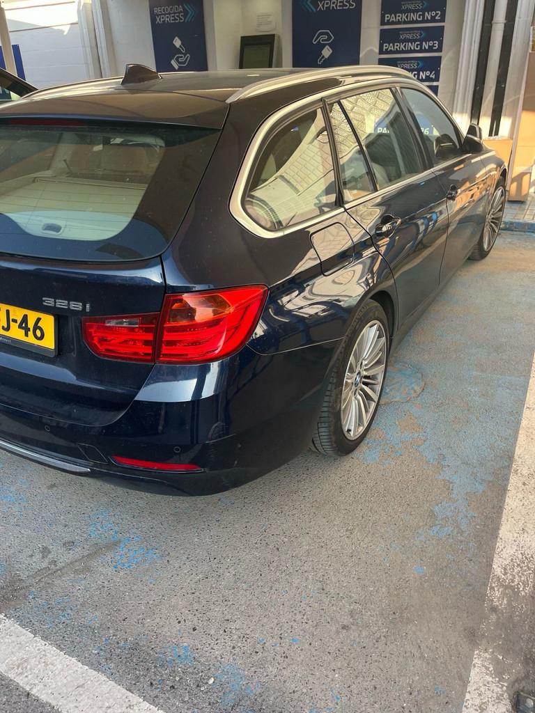 BMW 3-serie Touring 328i Automaat 245pk Keyless Leder Navi S, Auto's, Automaat, Gebruikt, Beige, 4 cilinders