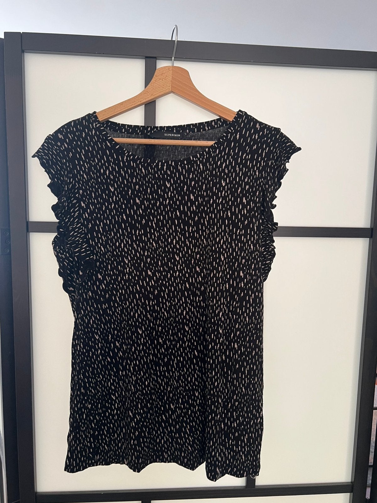 Mooi zwangerschapsshirt te koop, maat L, Supermom, Kleding | Dames, Positiekleding, Zwart, Maat 42/44 (L), Zo goed als nieuw, Shirt of Top