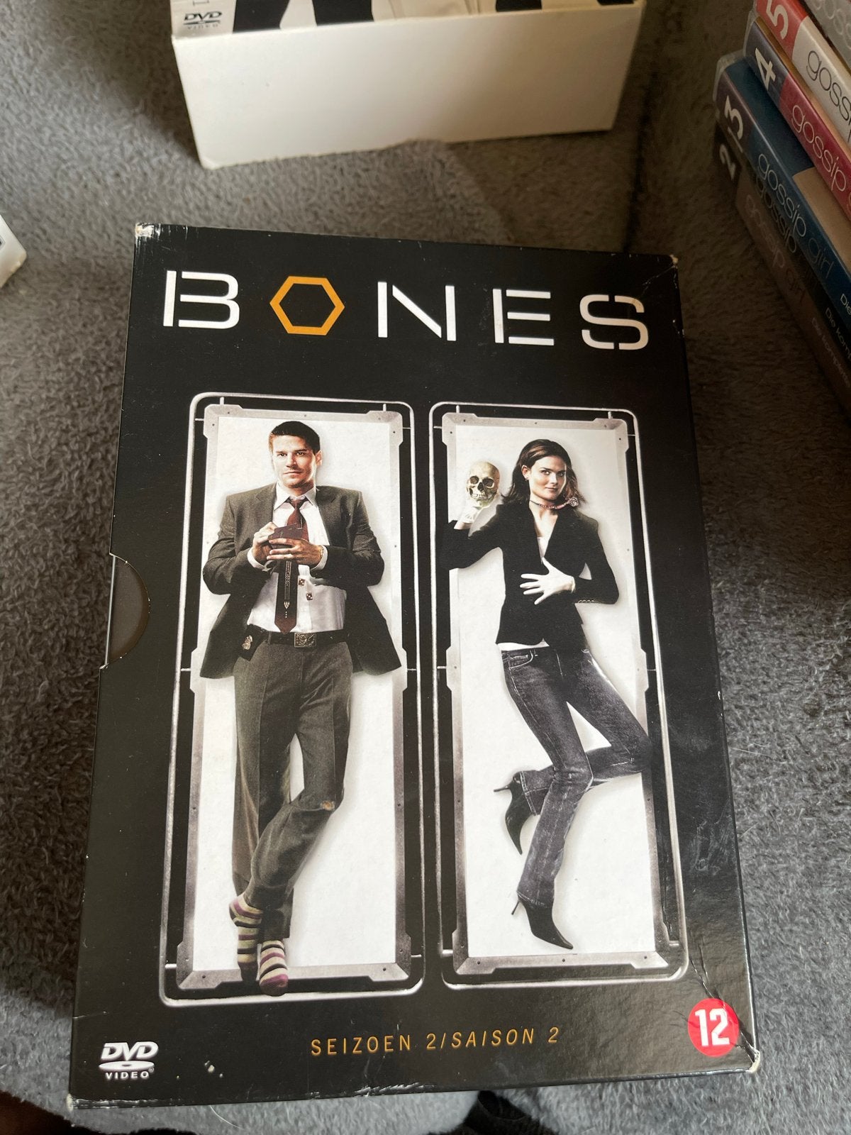 Bones - Seizoen 2 DVD Boxset, Cd's en Dvd's, Dvd's | Thrillers en Misdaad, Gebruikt, Detective en Krimi, Inclusief doosje, Vanaf 12 jaar