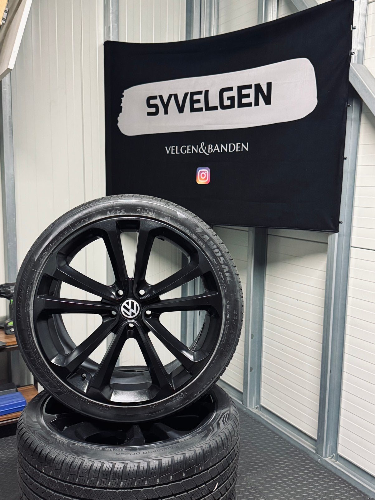 18" 5x100 VW Polo Audi A1 Velgen - All Season Banden !!, Ophalen, 18 inch, Gebruikt, Banden en Velgen