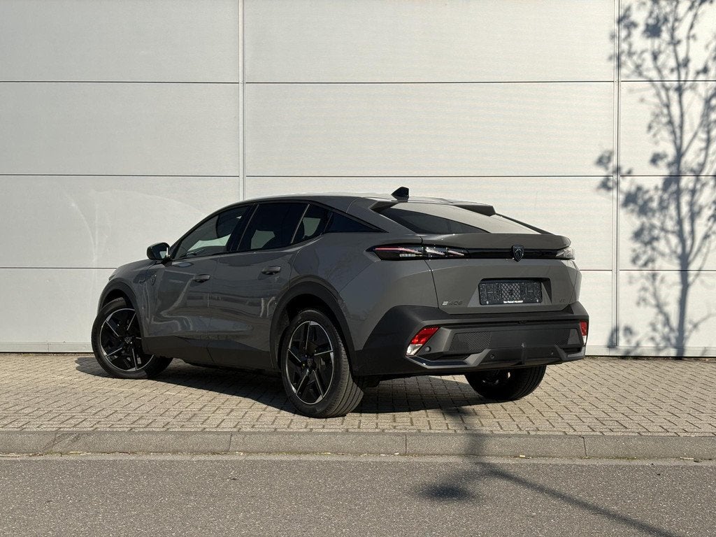 Peugeot e-408 GT Avantage 58 kWh Camera | Adaptieve Cruise C, Auto's, Peugeot, 453 km, Nieuw, Zilver of Grijs, 58 kWh