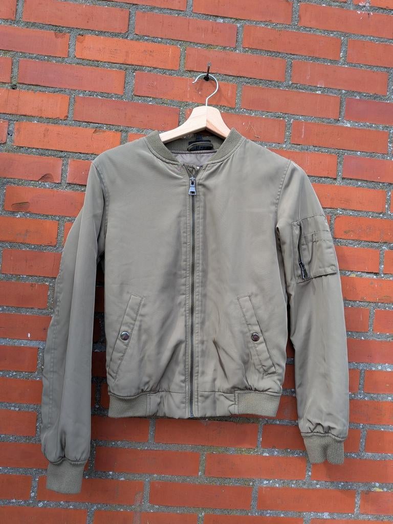 Groene zomerjas/bomberjack maat S, Kleding | Dames, 2-Bizzy, Ophalen of Verzenden, Zo goed als nieuw, Maat 36 (S)