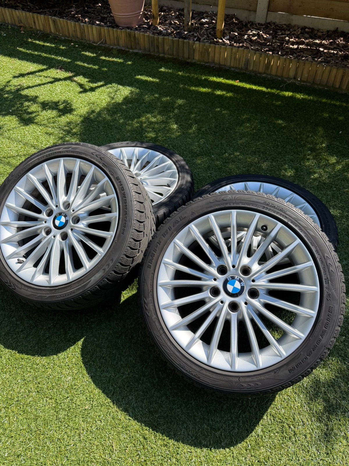 BMW velgenset met winterbanden 225/45R17, Auto-onderdelen, Banden en Velgen, Ophalen, 17 inch, Winterbanden, 225 mm