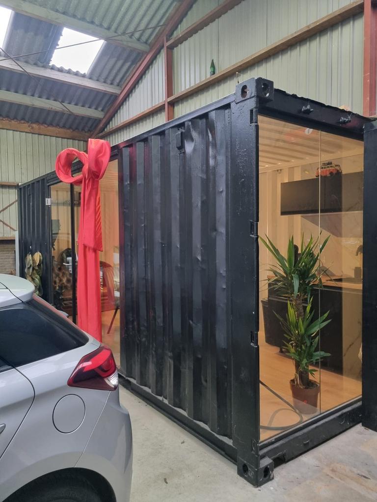 20ft container Luxe industriële uitstraling!!, Tuin en Terras, Tuinhuizen, 3 ramen of meer, Overige typen, Ophalen of Verzenden