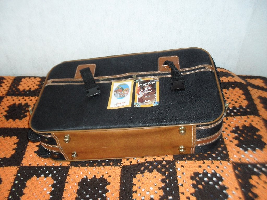 reiskoffers, Sieraden, Tassen en Uiterlijk, Koffers, Overige materialen, Minder dan 50 cm, Zo goed als nieuw, Wieltjes