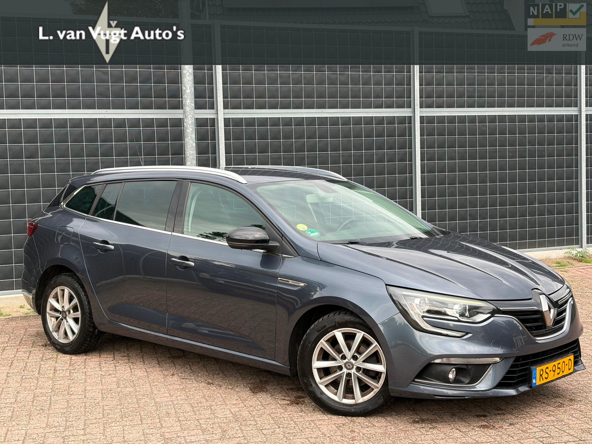 Renault Mégane Estate 1.5 dCi |Eco2 | Limited |, Voorwielaandrijving, Gebruikt, 4 cilinders, Origineel Nederlands