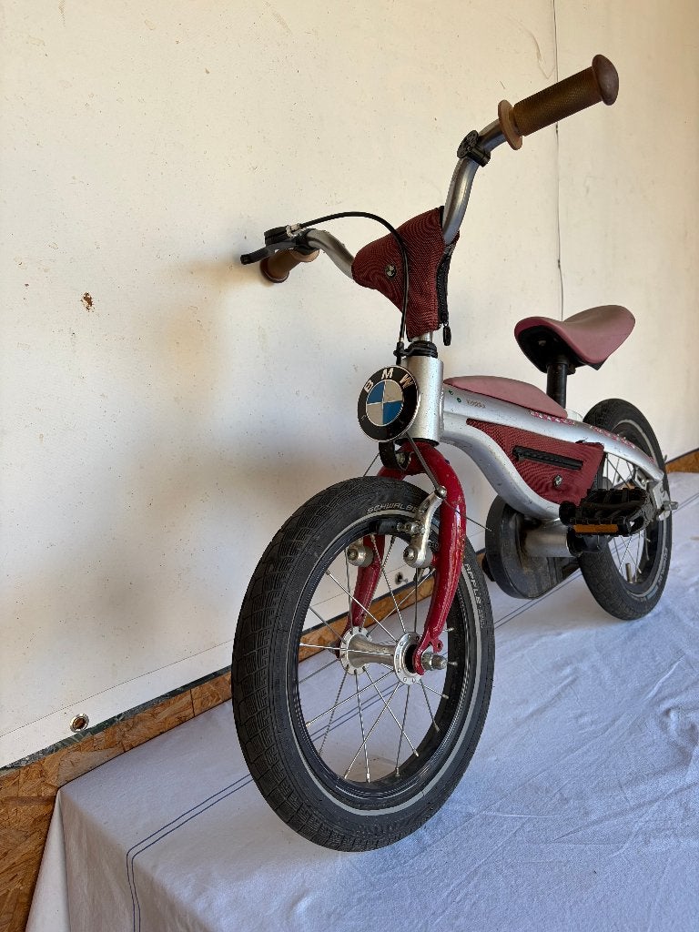 Kinderfietsje van BMW, Fietsen en Brommers, Fietsen | Kinderfietsjes, Ophalen, Gebruikt, Velgrem, Minder dan 16 inch