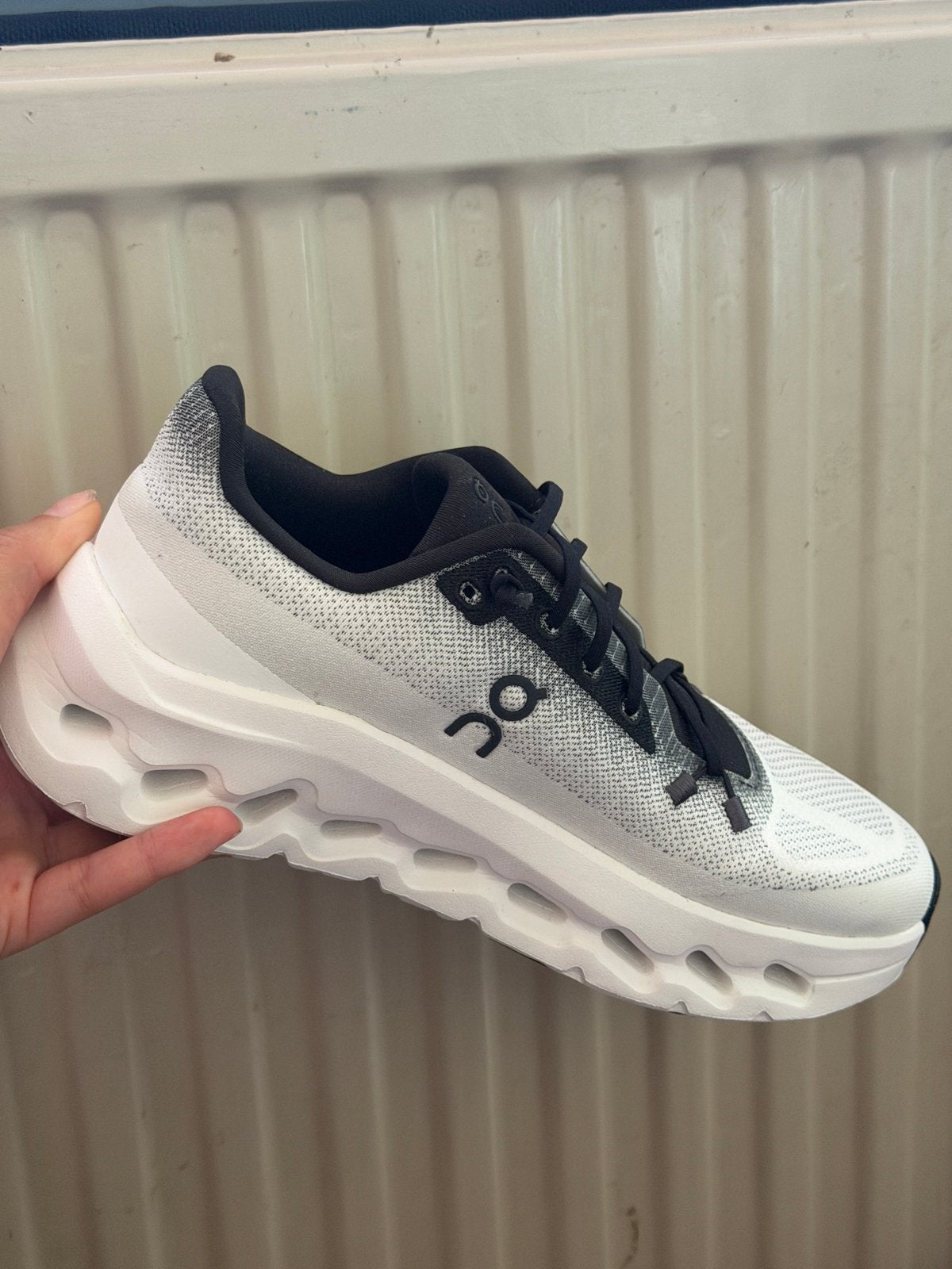 On Cloudmonster hardloopschoenen - Nieuw in doos, Ophalen of Verzenden, Nieuw, Wit, Sportschoenen