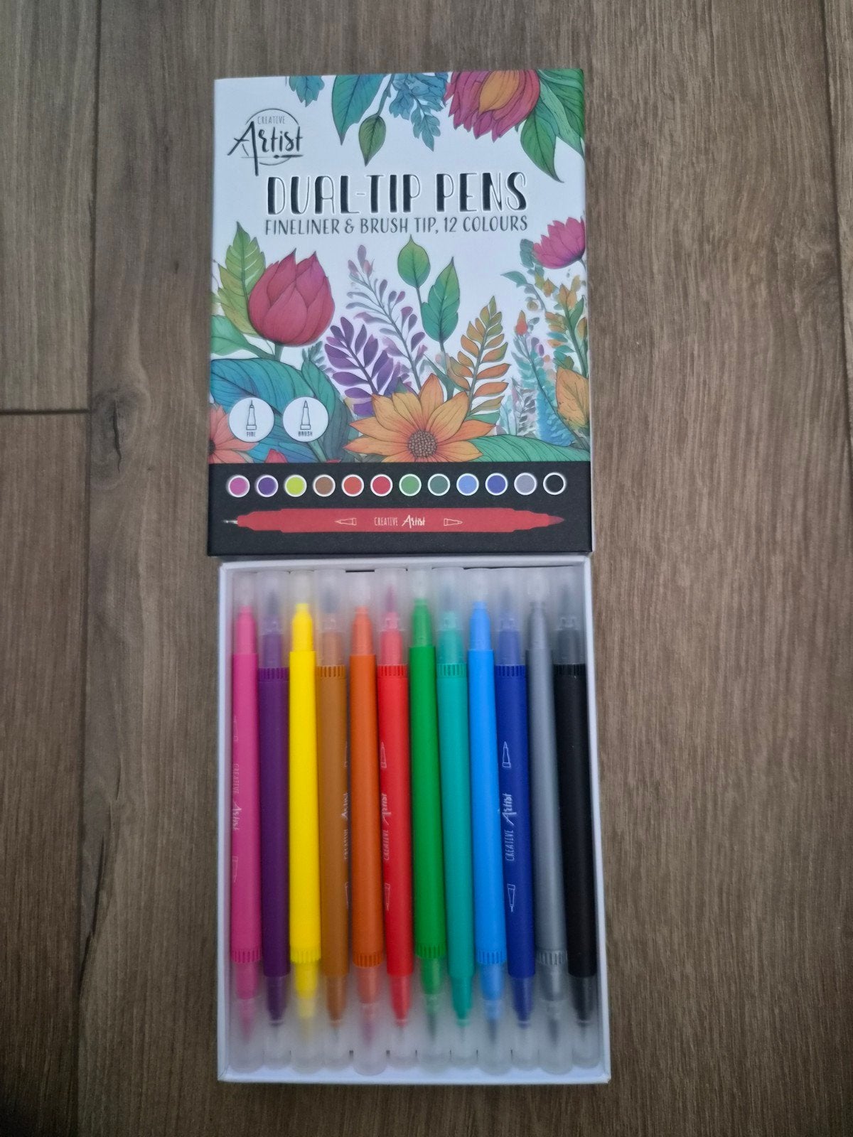 Nieuwe Dual Tip Pens Fineliner & Brush Tip, 12 kleuren, Hobby en Vrije tijd, Tekenen, Ophalen of Verzenden, Nieuw, Potlood of Stift