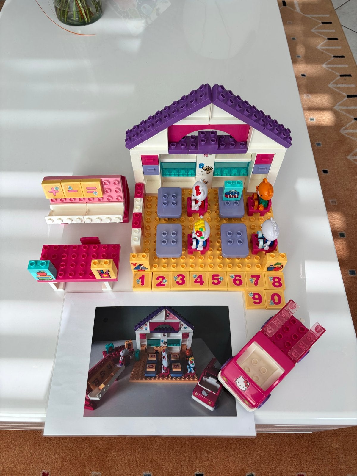 Lego Duplo School Set met Hello Kitty Schoolbus, Ophalen, Inclusief minifiguren, Gebruikt, Duplo