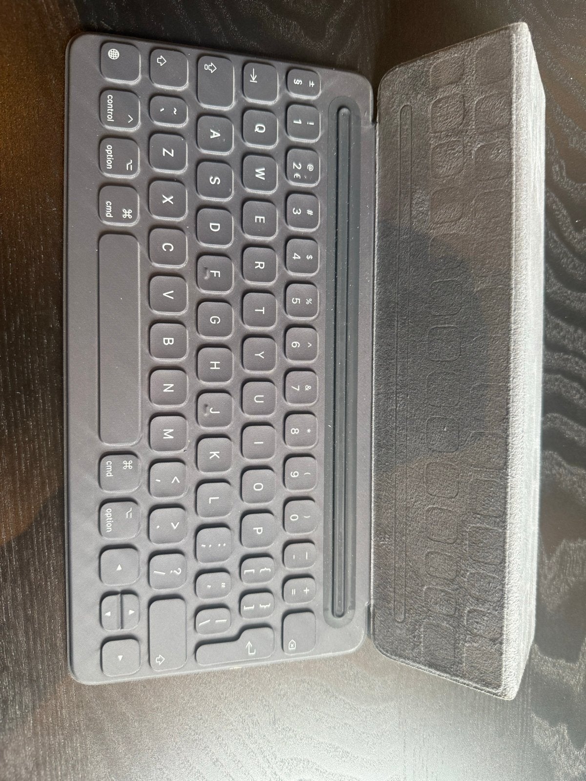Apple Smart Keyboard Folio voor iPad Pro 11-inch (3e gen), Ophalen of Verzenden, Qwerty, Zo goed als nieuw, Draadloos