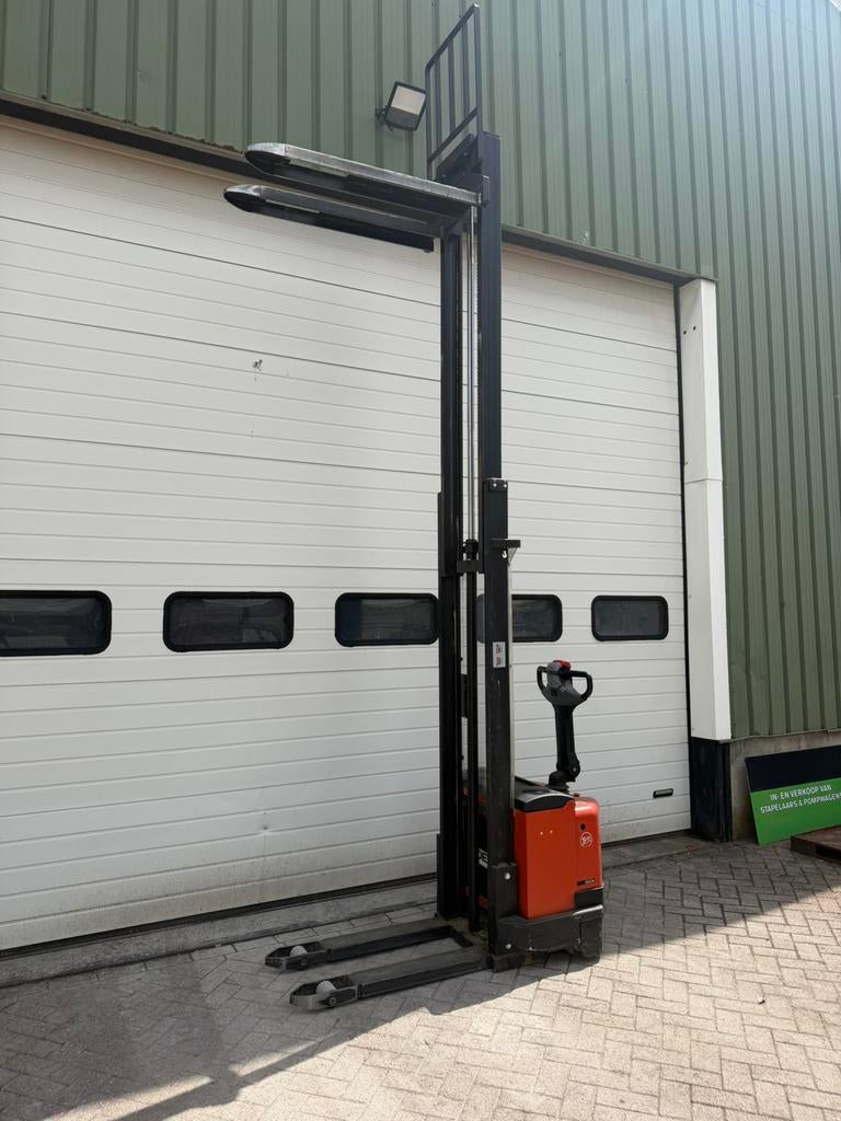 Electrische stapelaar, Ophalen of Verzenden, Zo goed als nieuw