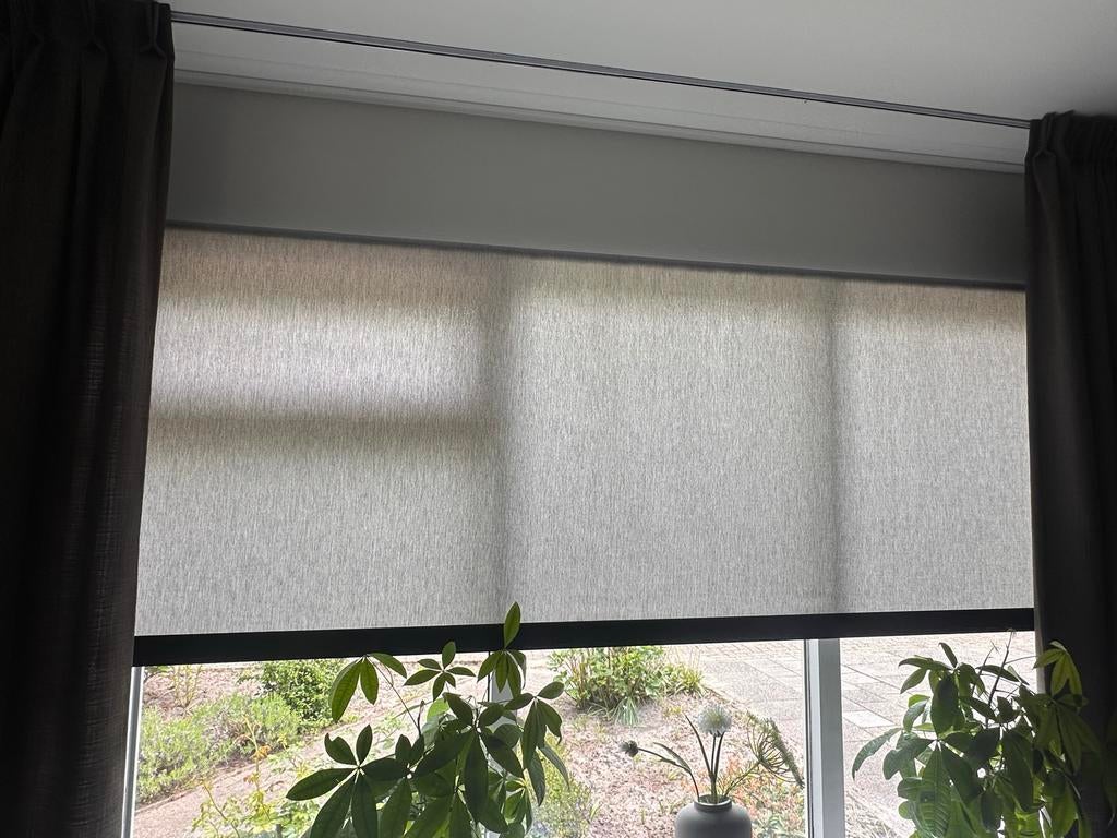 VT Wonen rolgordijn 76cm breed en 172 hoog, Ophalen, Rolgordijn, Grijs, Lichtdoorlatend