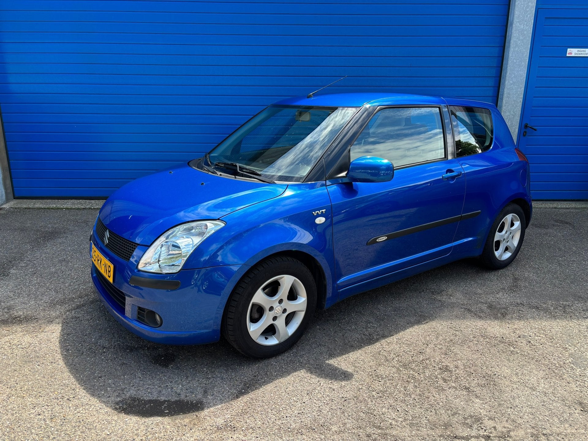 Suzuki Swift 1.5 Exclusive. Airco ! Carplay !, Auto's, Suzuki, Voorwielaandrijving, Emergency brake assist, Zwart, 4 cilinders