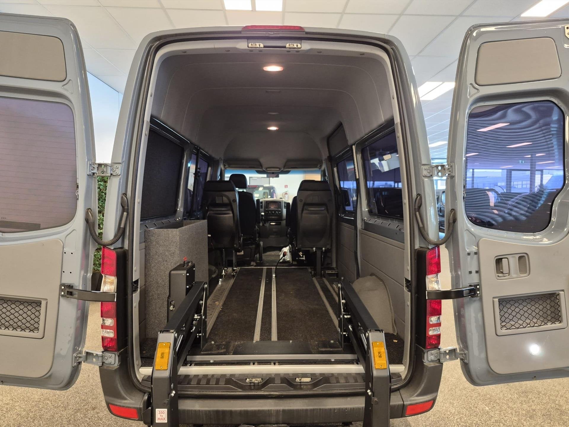 Mercedes-Benz Sprinter L2H2 Rolstoelbus Automaat, Automaat, 12 maanden, Gebruikt, Euro 6