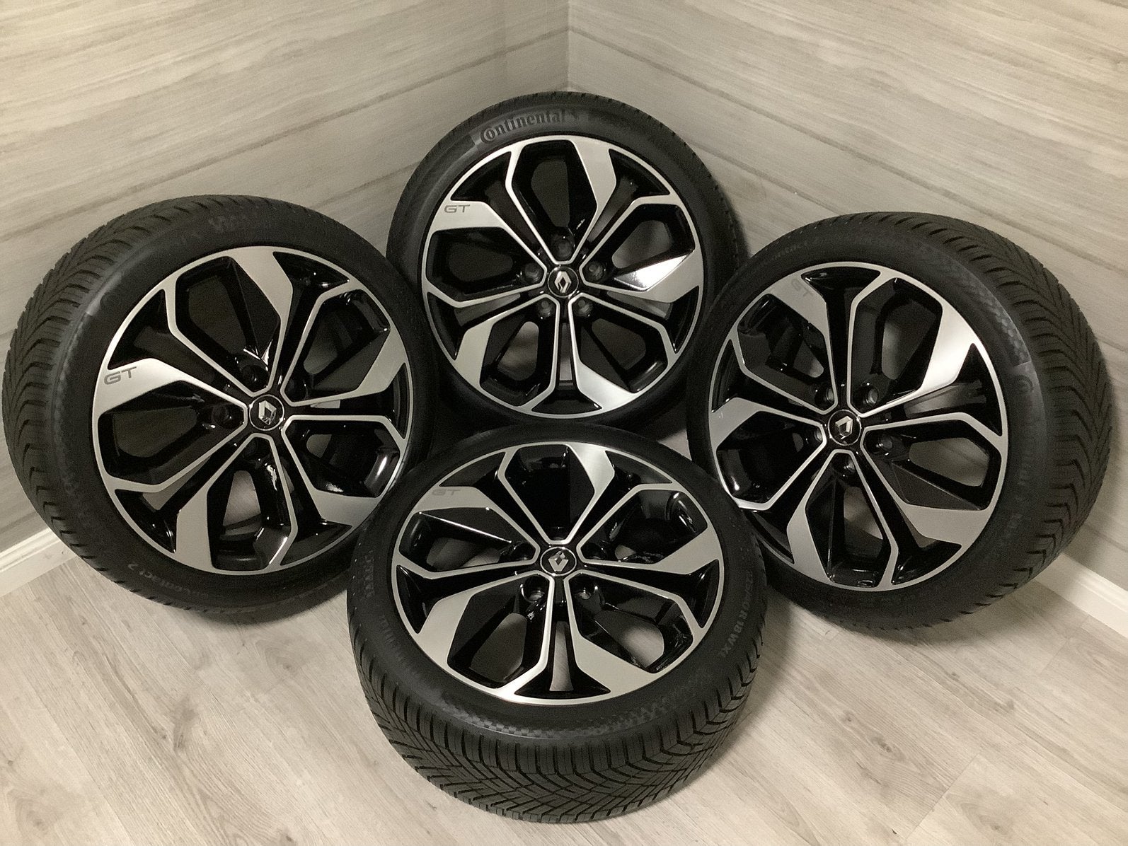 Renault MEGANE IV GT origineel velgen zomerbanden 18 inch, 18 inch, Banden en Velgen, Nieuw, Ophalen of Verzenden