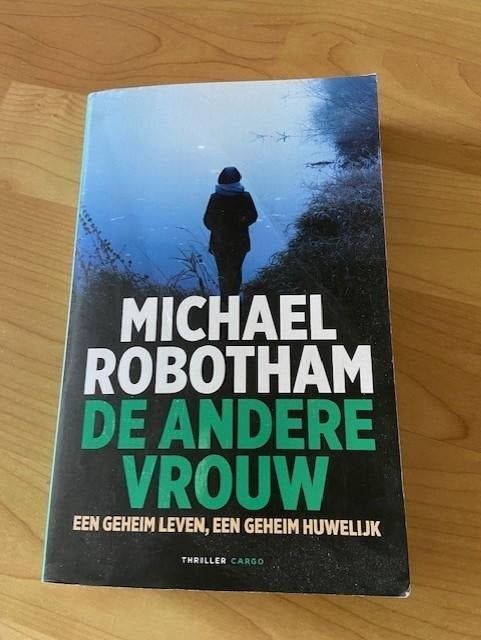 De andere vrouw - Michael Robotham, Ophalen of Verzenden, Gelezen