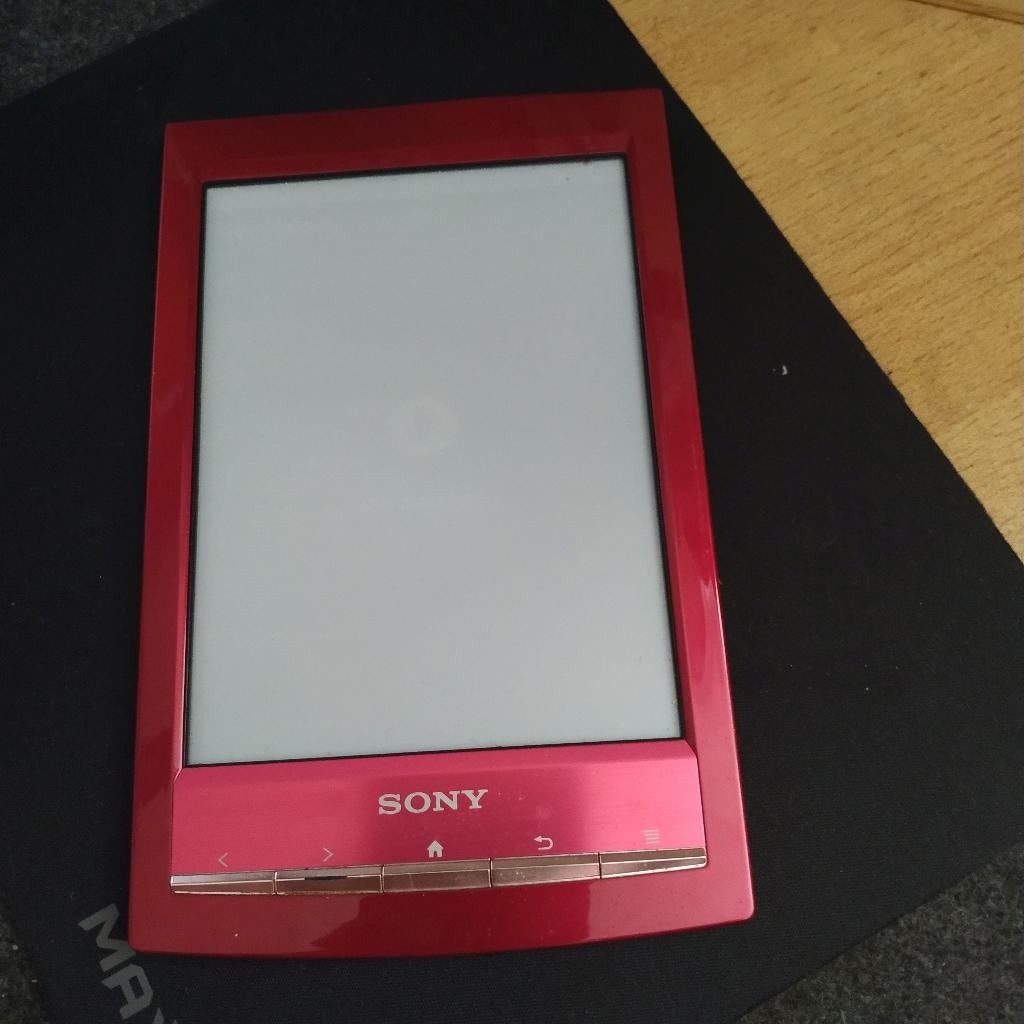 Sony Reader Touch PRS-T1 zwart en rood, wit, Computers en Software, E-readers, Gebruikt, 6 inch of minder, 4 GB of minder, Touchscreen