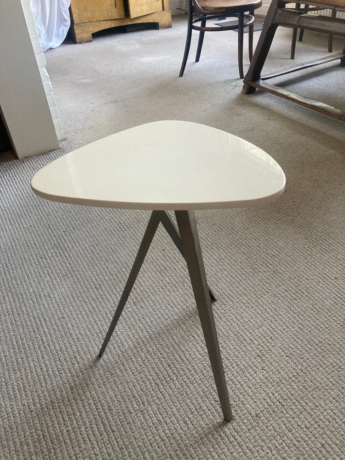 Steviig design tafeltje. 18 euro, Ophalen, Zo goed als nieuw