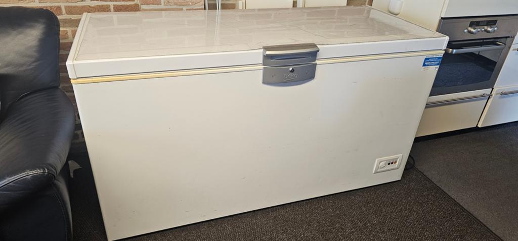 Beko Vrieskist - Ruime en efficiënte vriezer 650+ liter, Vrieskist, Gebruikt, Ophalen of Verzenden, Vrijstaand