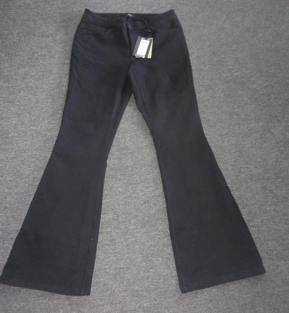 Vero Moda broek zwart L flared jeans scarlet, Vero Moda, Zwart, Nieuw, Ophalen of Verzenden