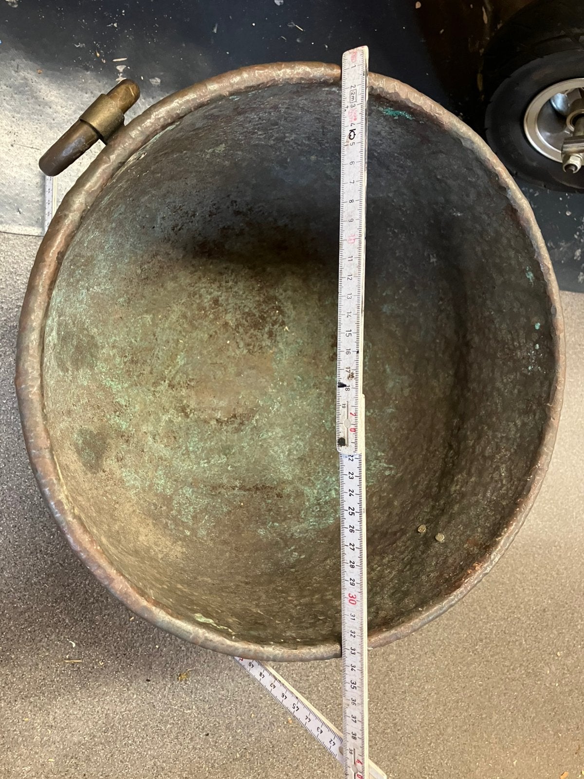 KOPEREN BLOEMBAK, Ophalen, Rond, Metaal, 30 tot 60 cm