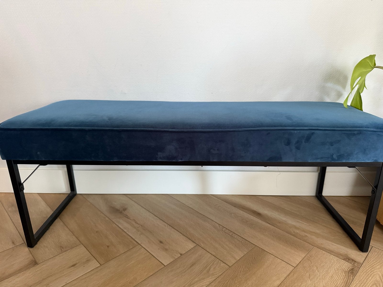 Stevige blauwe bank/poef 120x45x45 cm, Ophalen, Gebruikt, 100 tot 125 cm, Metaal