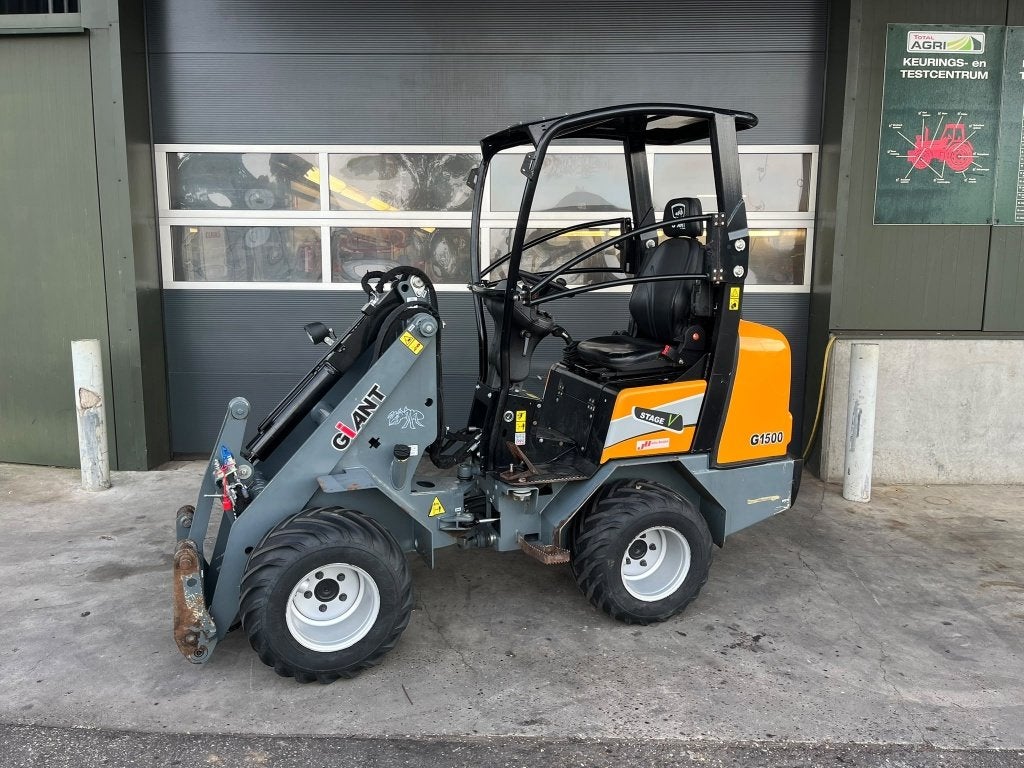 Giant 1500 Mini-shovel, Ophalen, Wiellader of Shovel
