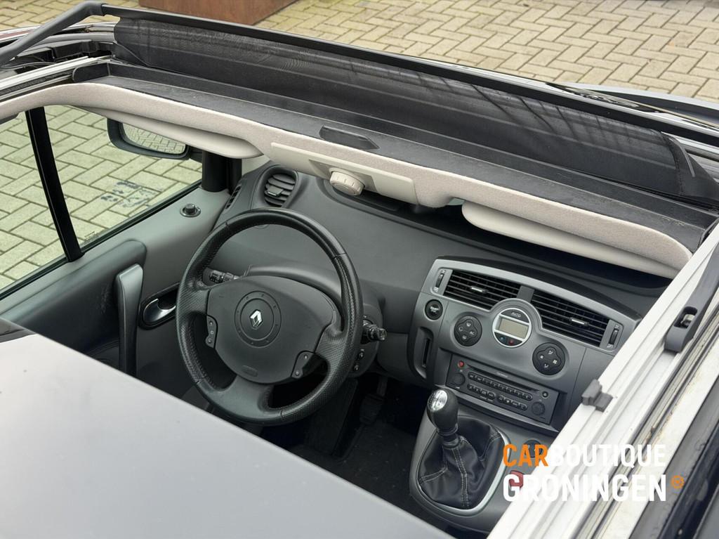 Renault Scenic 2.0-16V Authentique | TREKHAAK | NIEUWE APK, 1998 cc, 135 pk, Gebruikt, Zwart