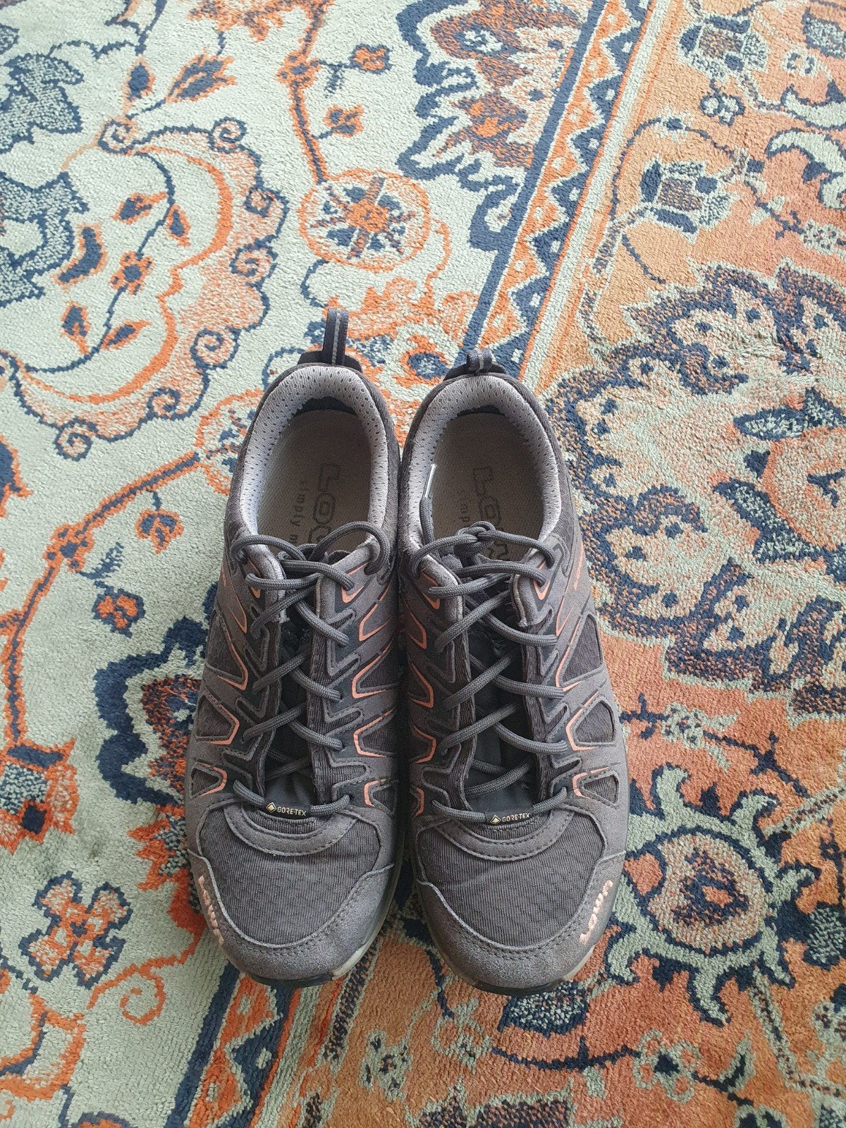 Lowa wandelschoenen dames, maat 37,5 (UK 4,5), Ophalen, Lowa, Wandelschoenen, Grijs