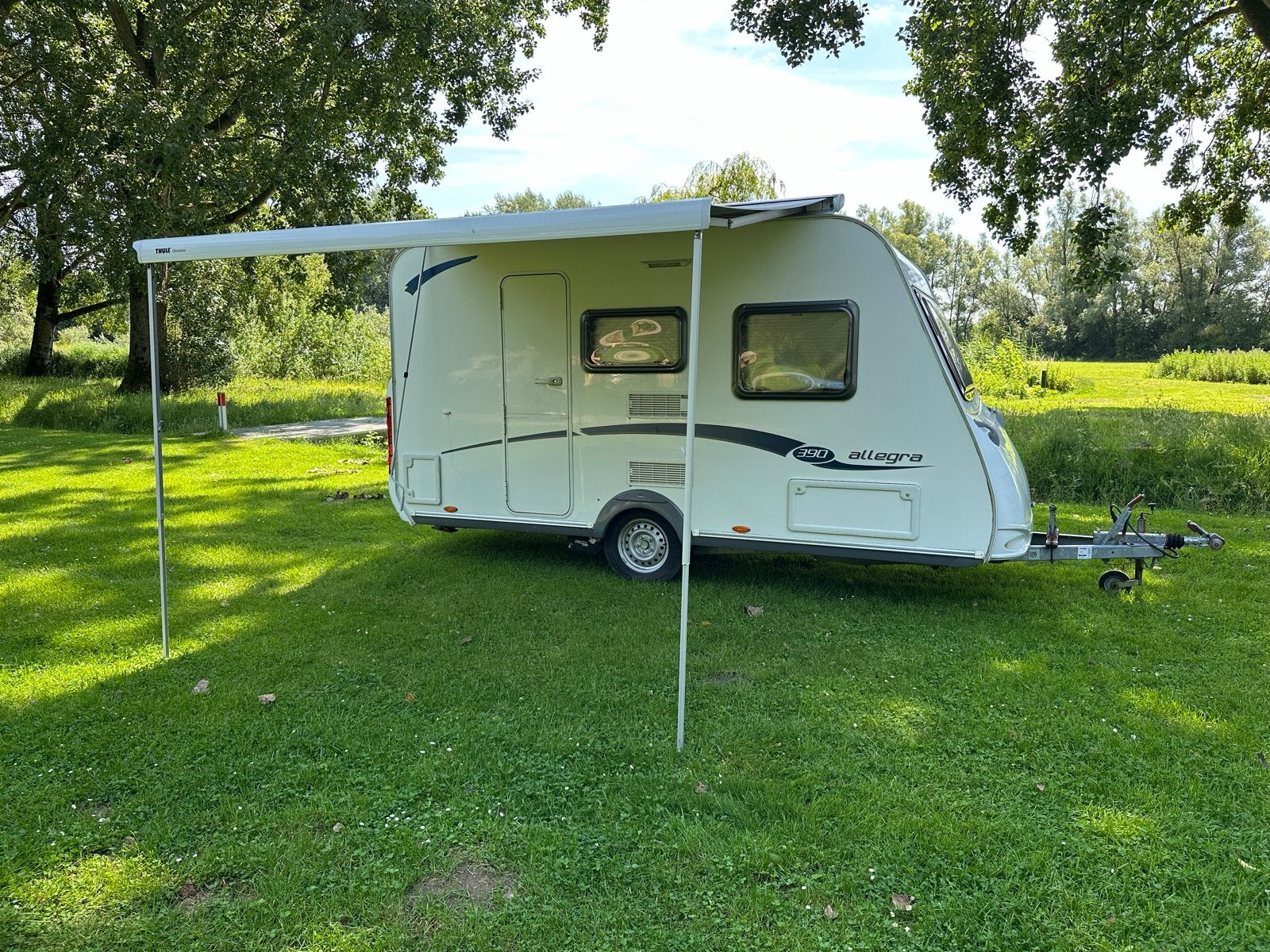 Caravelair Allegra 390 2012 - Zeer compleet met inboedel, Caravans en Kamperen, Kachel, Treinzit, 750 - 1000 kg, Particulier