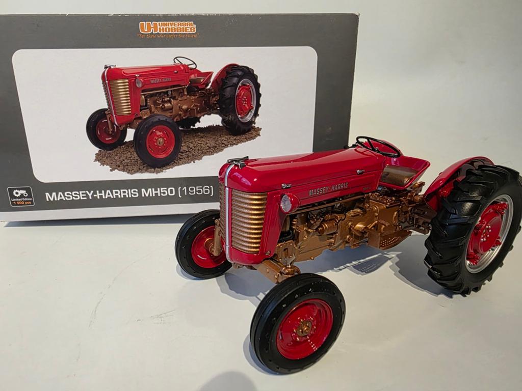 MASSEY-HARRIS MH 50 (1956)1:16 UH, Ophalen of Verzenden, Nieuw, Tractor of Landbouw, Universal Hobbies