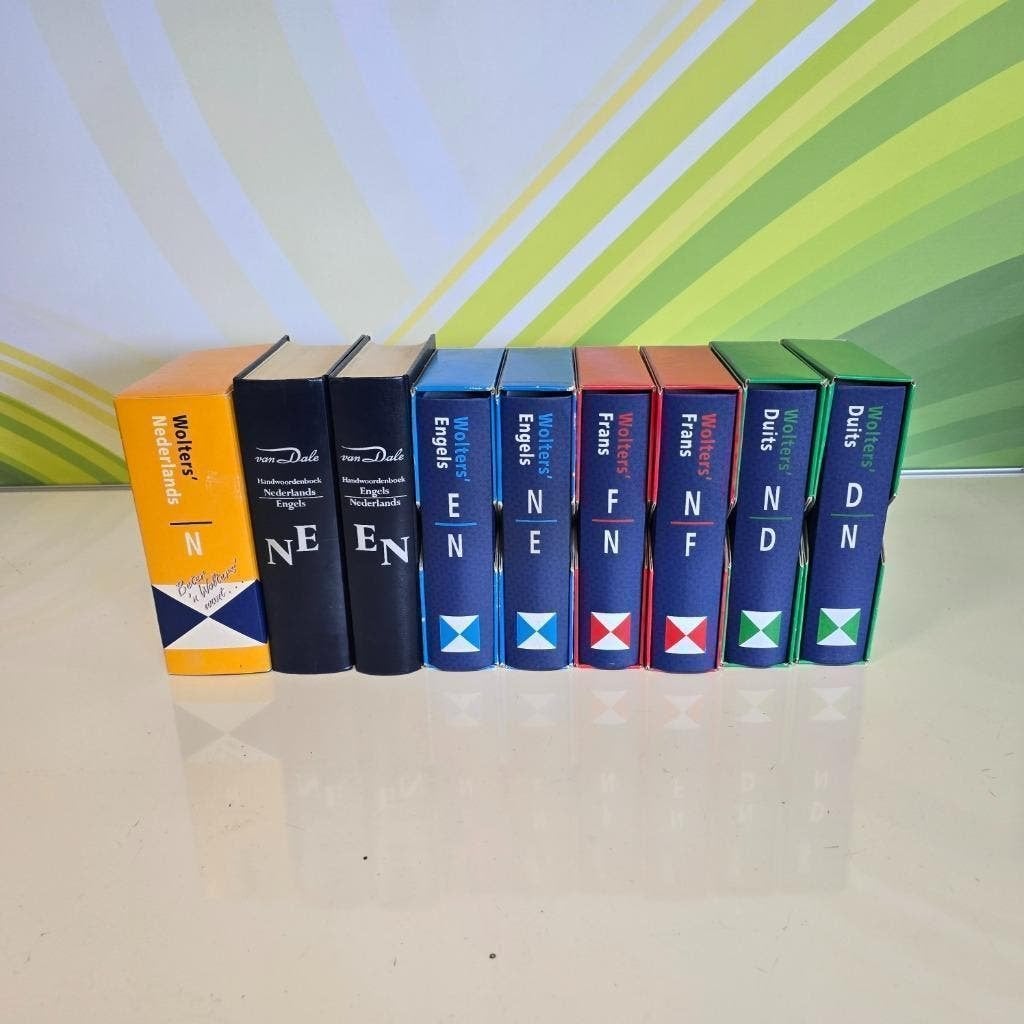 WOLTERS en Van Dale woordenboeken / woordenboek, Boeken, Ophalen, Gelezen, Van Dale, Overige talen
