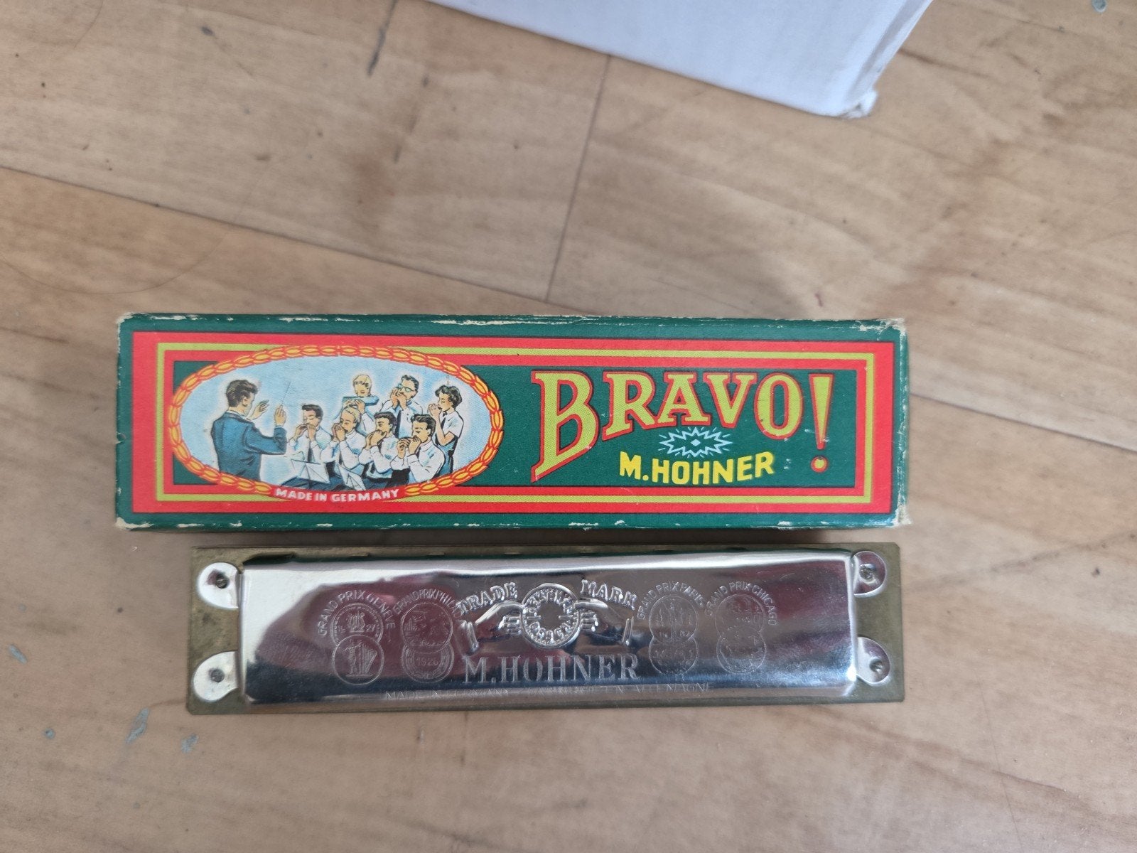 Vintage M. Hohner Bravo! Mondharmonica met originele doos, Muziek en Instrumenten, Blaasinstrumenten | Mondharmonica's, Gebruikt