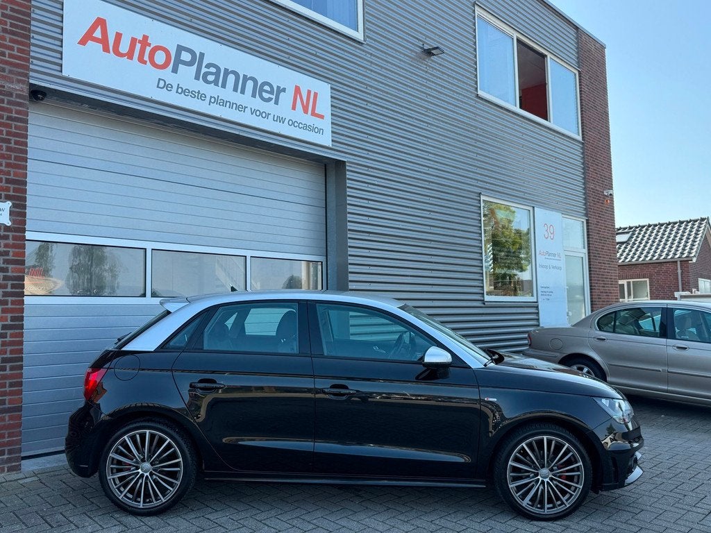 Audi A1 Sportback 1.2 TFSI S-Line! Airco! Camera! Cruise!, Auto's, Voorwielaandrijving, Euro 5, Zwart, 4 cilinders