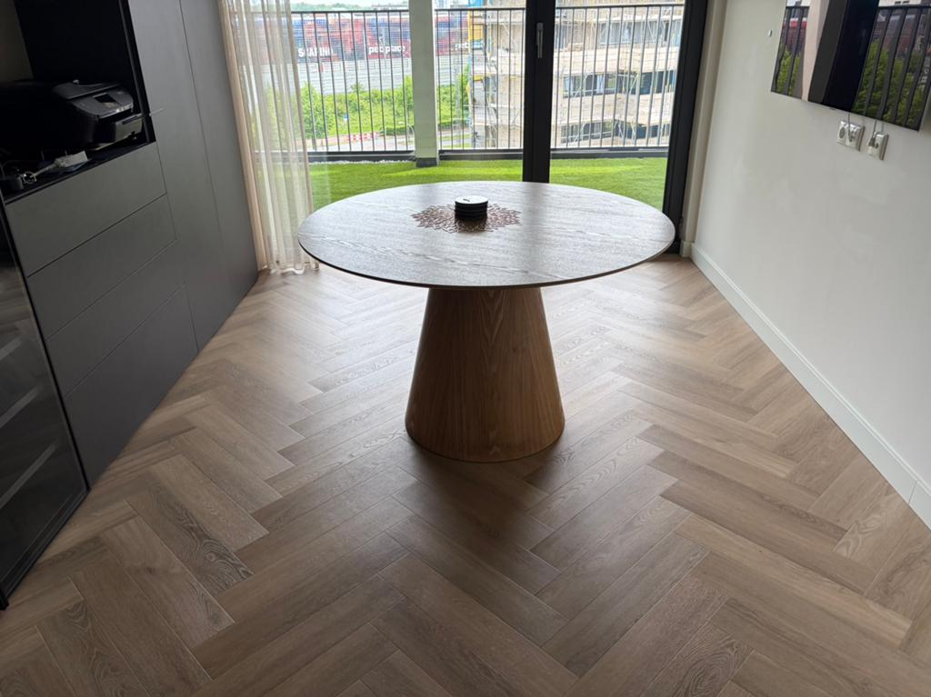 Ronde houten tafel, Ophalen, 100 tot 150 cm, Rond, Zo goed als nieuw