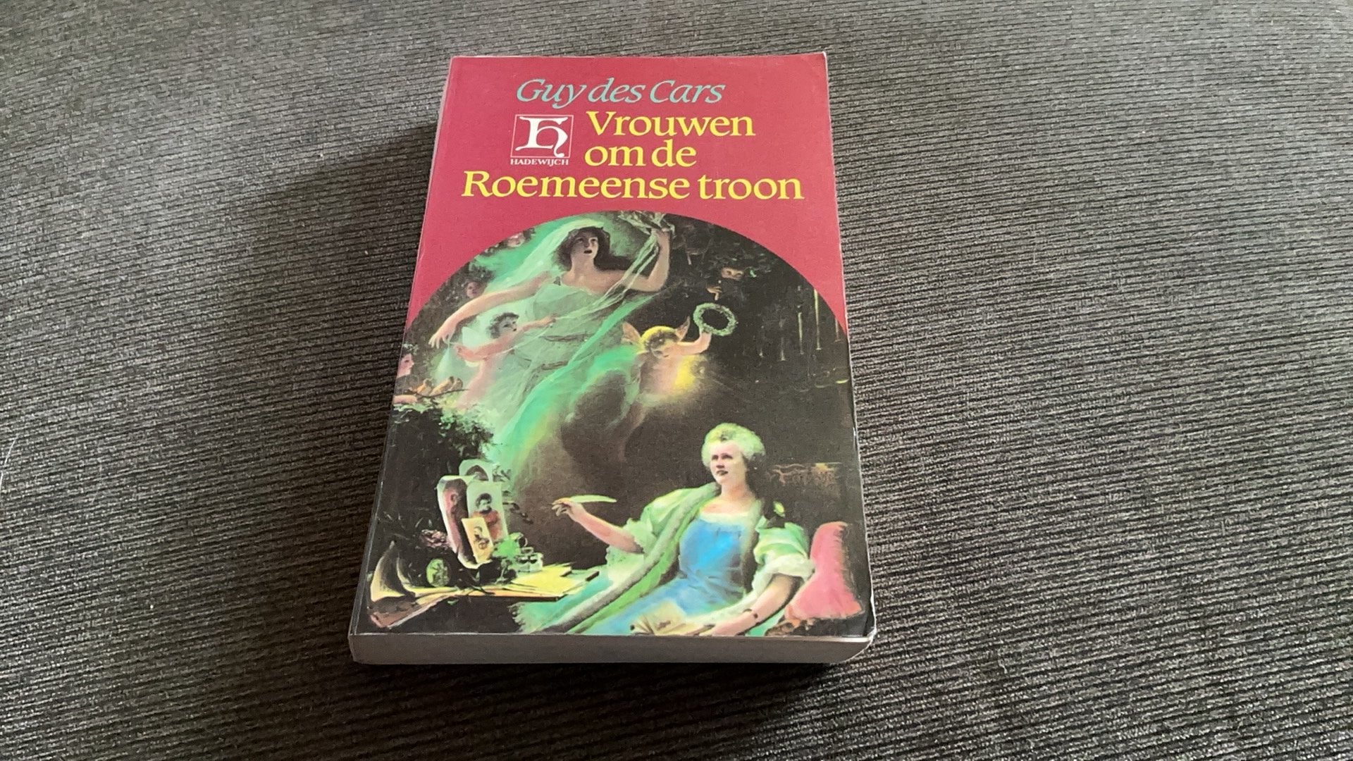 Vrouwen om de Roemeense Troon, Boeken, Ophalen of Verzenden, Zo goed als nieuw