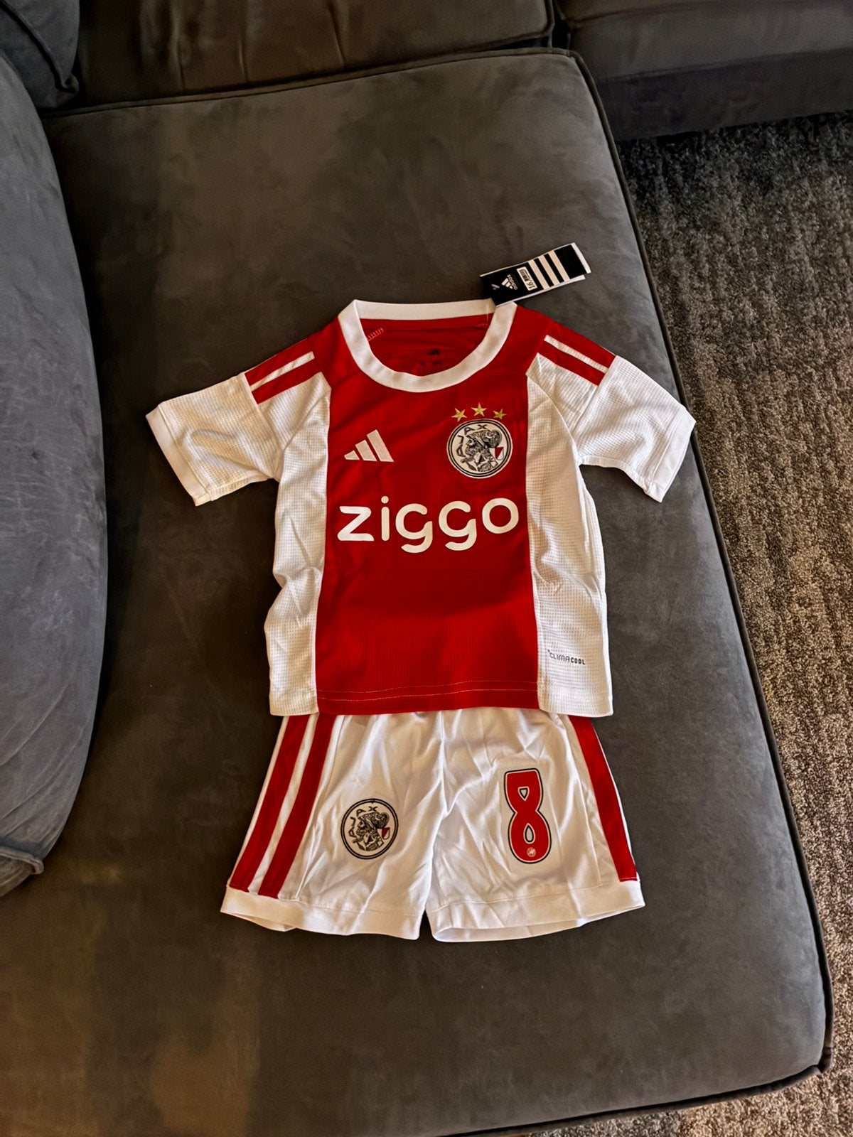 Ajax kids 26/27 Brandt maat 146/152, Sport en Fitness, Voetbal, Maat XS of kleiner, Ophalen of Verzenden, Zo goed als nieuw, Set