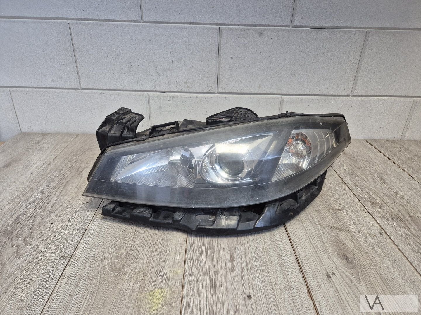 Renault Laguna 2 2005 -2009 facelift koplamp XENON links €75, Gebruikt, -, Renault, -