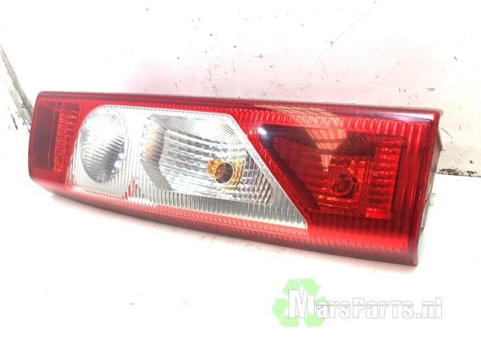Achterlicht rechts van een Citroen Jumpy, Gebruikt, -, Ophalen of Verzenden, -