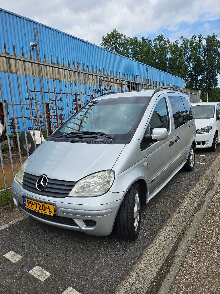 Mercedes-Benz Mercedes 2004  Vaneo met Nieuwe Apk !, 125 pk, 1210 kg, Particulier, 1000 kg