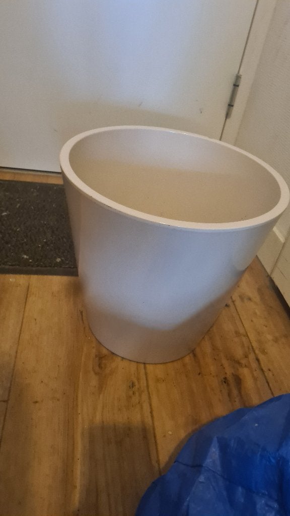 Creme ronde bloempot voor binnen of buiten, Tuin en Terras, Rond, Zo goed als nieuw, Minder dan 40 cm, Binnen