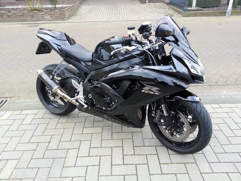 Suzuki GSX-R 750 Zwart - K8, Motoren, 750 cc, Sportuitlaat, 4 cilinders, Motorrijbewijs A