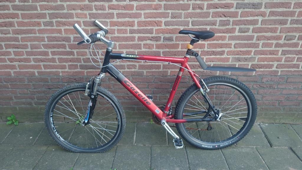 project ATB Gazelle inclusief donorfiets, Fietsen en Brommers, Fietsen | Mountainbikes en ATB, Gebruikt, Gazelle, Ophalen