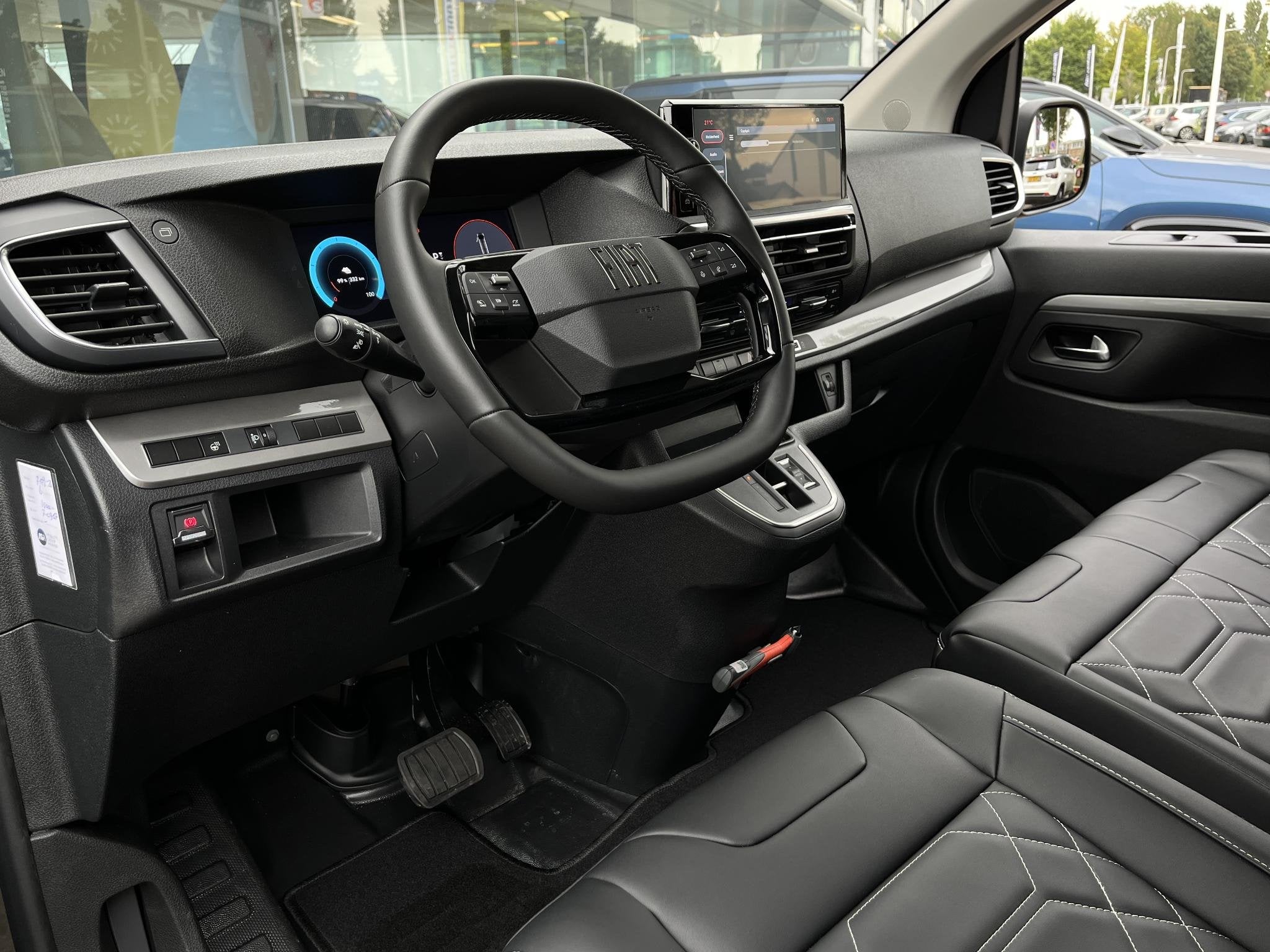 FIAT E-Scudo L3 75 kWh STX / Snel Leverbaar /, Auto's, Winterpakket, Overige carrosserieën, Zwart, 1000 kg