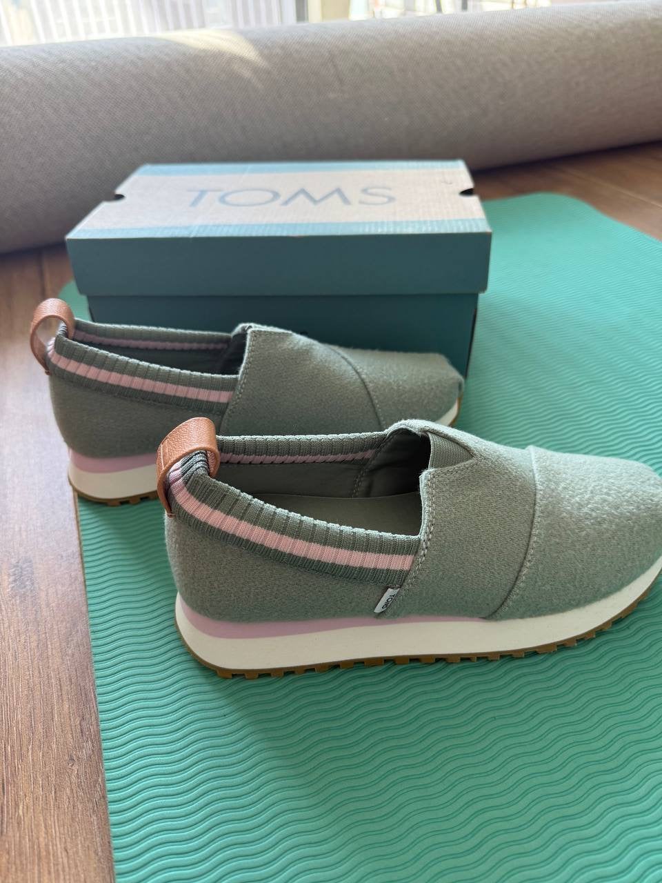 TOMS Alpargata Resident 2.0 – maat 37, Ophalen of Verzenden, Nieuw, Groen