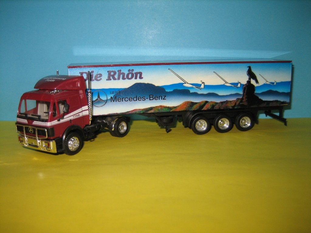MB-Die Rhon   MERCEDES  met oplegger  Herpa, Ophalen of Verzenden, Zo goed als nieuw, Bus of Vrachtwagen, Herpa