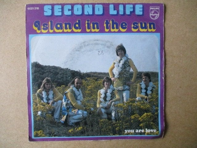 s4722 second life - island in the sun, Ophalen, Gebruikt, 7 inch, Overige genres