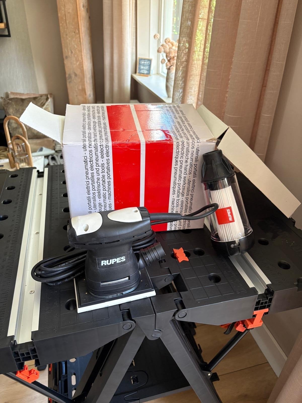 RUPES LE71T Vlakschuurmachine - NIEUW, Ophalen, Zo goed als nieuw, Minder dan 600 watt, Vlakschuurmachine