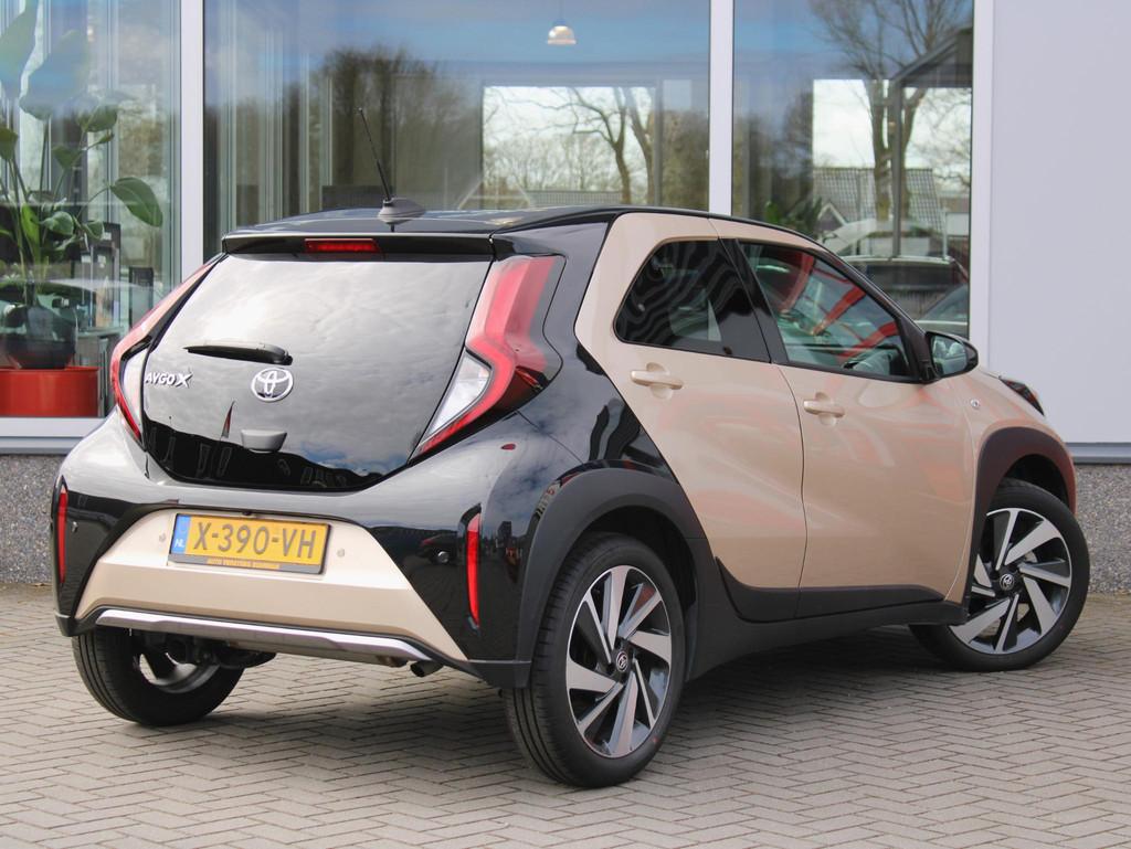 Toyota Aygo X 1.0 VVT-i Envy S-CVT Automaat Leder/Stof Bekle, 12 maanden, Gebruikt, 4 stoelen, Leder en Stof